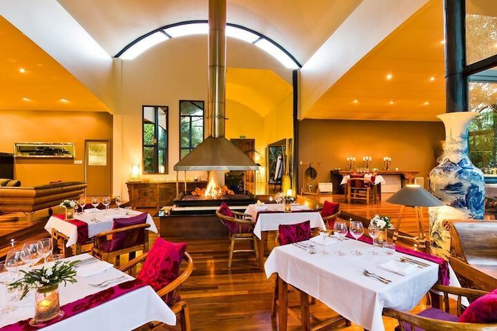 Dining Photos