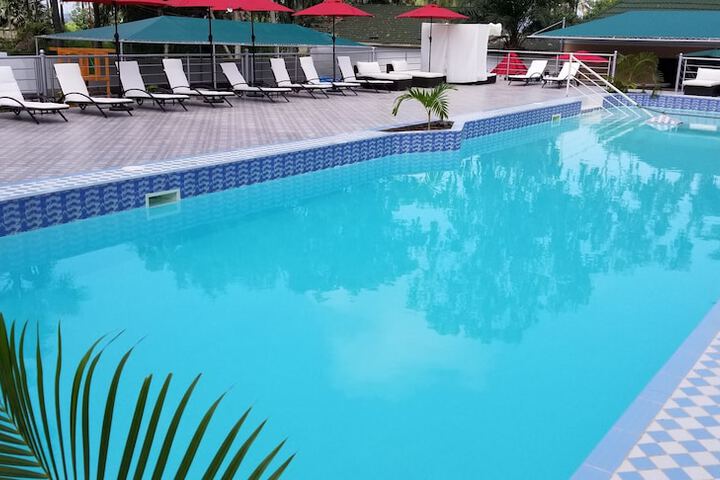 Pool 33 of 71
