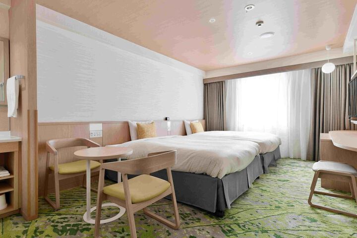 Room 16 of 83