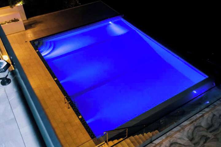 Hotel 53 of 74