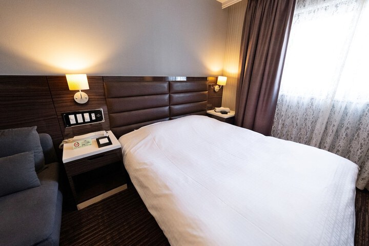 Room 184 of 239