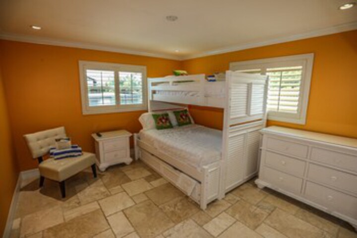 Room 48 of 53