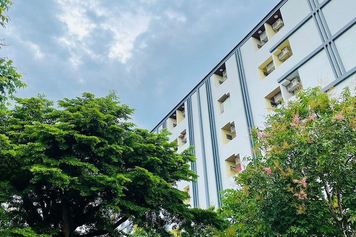Hotel 68 of 72
