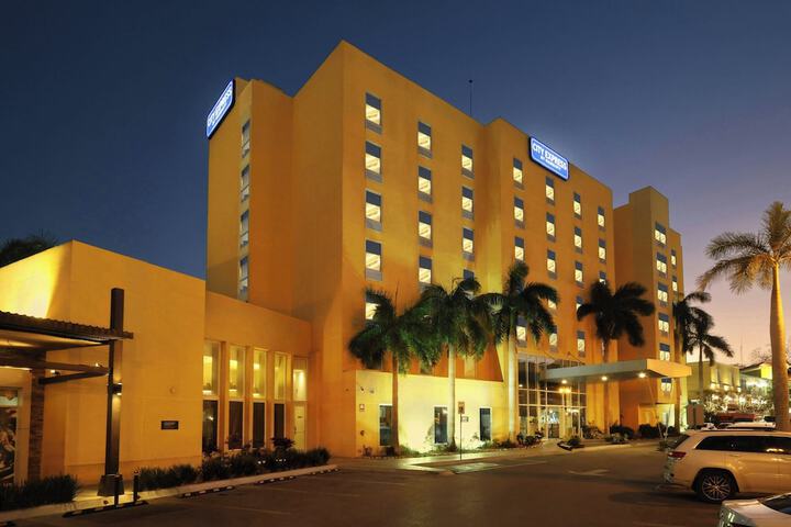 Hotel 45 of 50