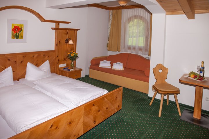 Room 5 of 46