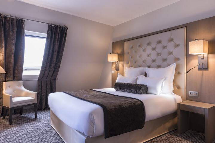 La Villa des Ternes Hotel in Paris