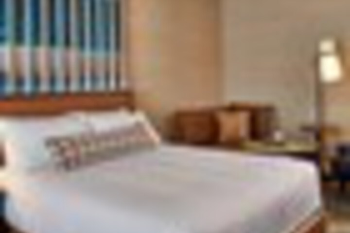 Room 47 of 285