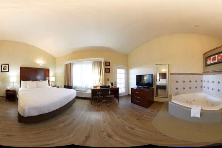 Room 9 of 132