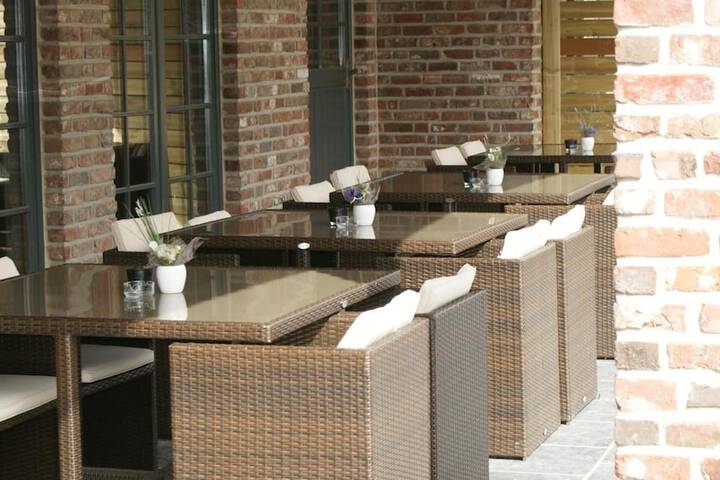 Restaurants