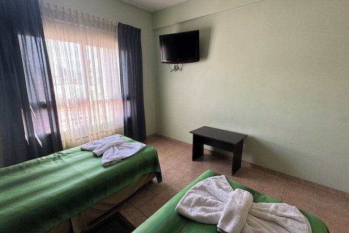 Room 32 of 138