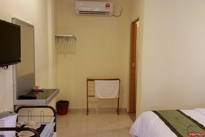 Room 21 of 45
