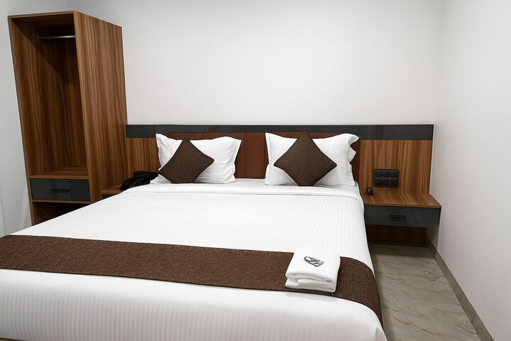 Room 43 of 92