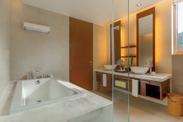 Room 104 of 252