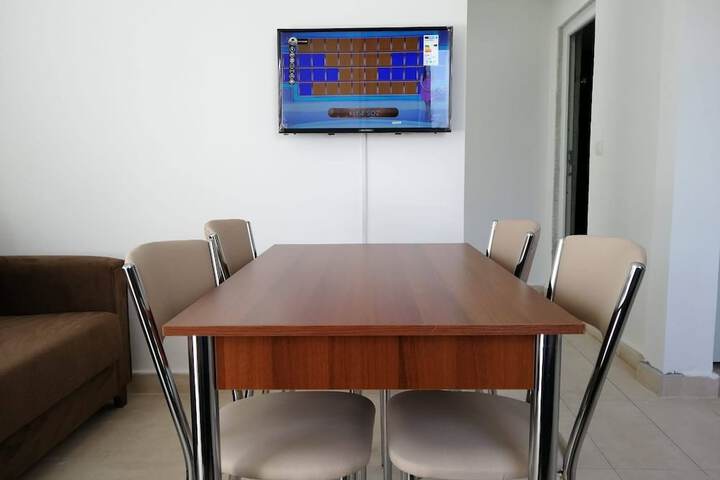 Room 8 of 24