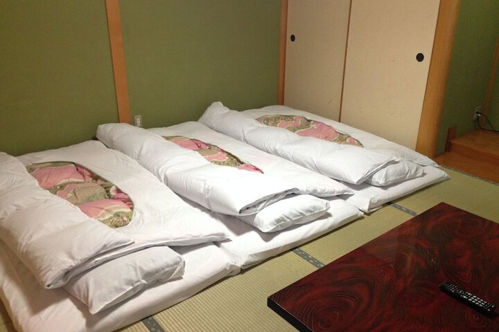 Room 6 of 59