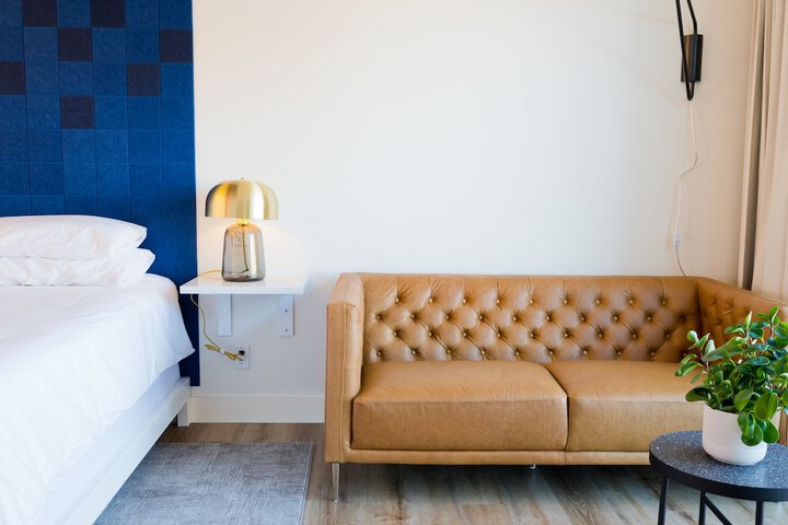 Room 13 of 71