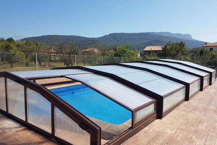 Hotel Pool