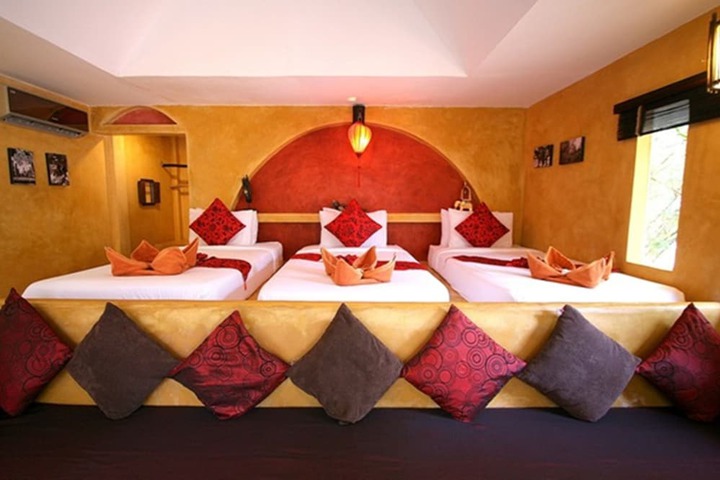 Room 4 of 59