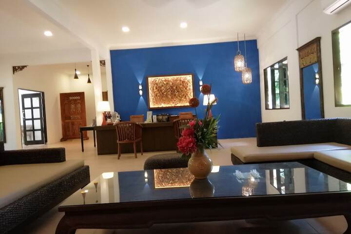 Hotel Interior 8 of 108