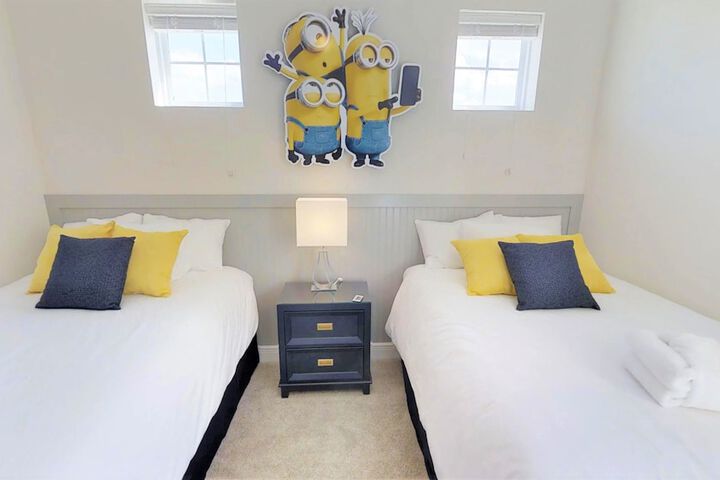 Room 4 of 44