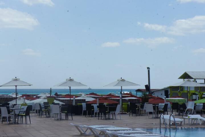 Beach 76 of 103