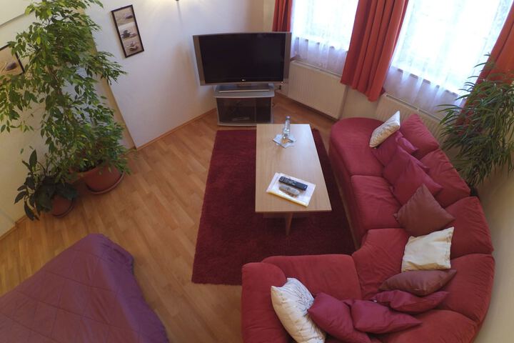 Room 30 of 44