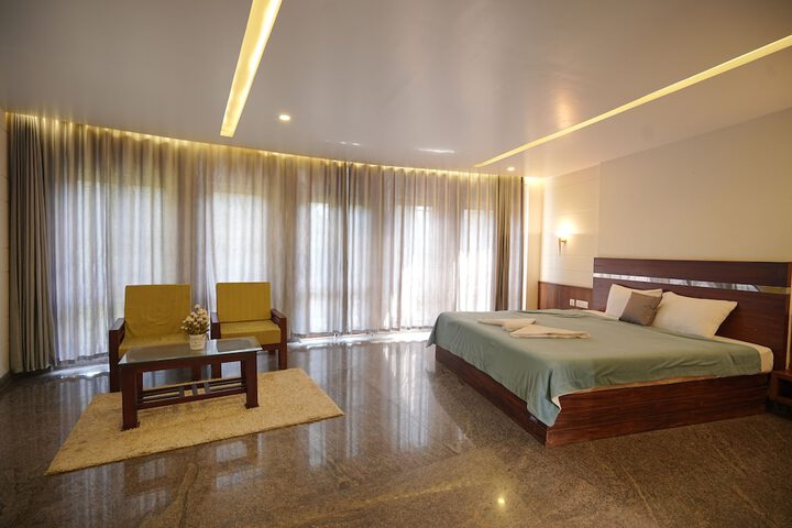 Room 10 of 48