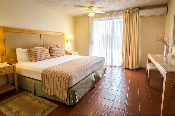 Room 7 of 35