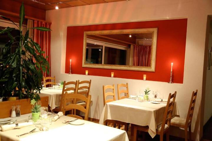 Dining Photos