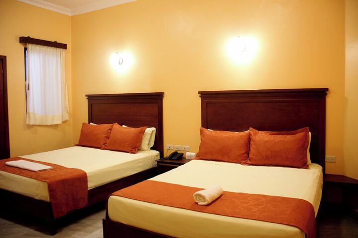 Room 14 of 18
