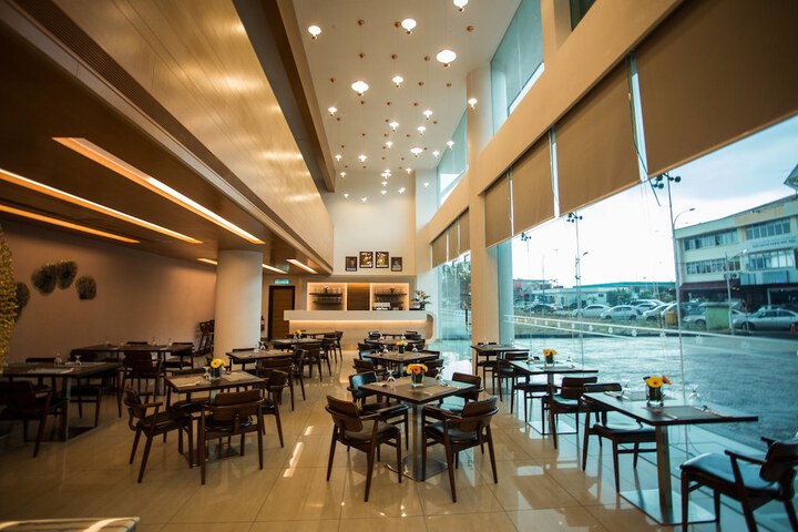 Dining Photos