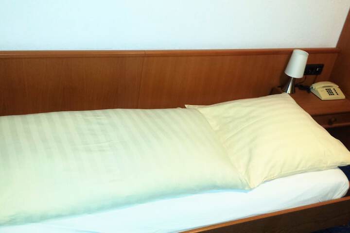 Room 7 of 46