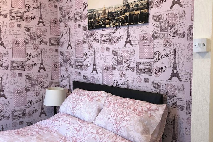 Room 27 of 67