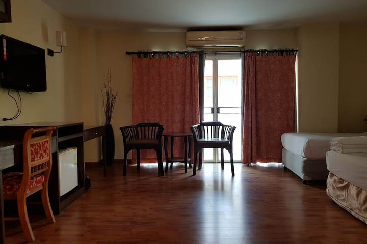 Room 21 of 79