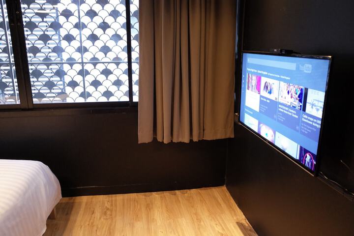 Room 20 of 30