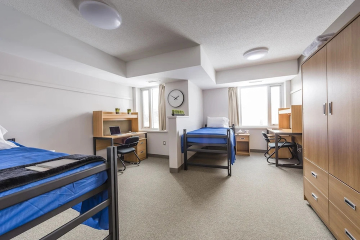 Room 3 of 11
