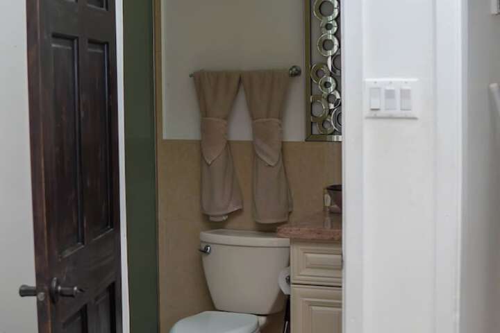 Room 35 of 47