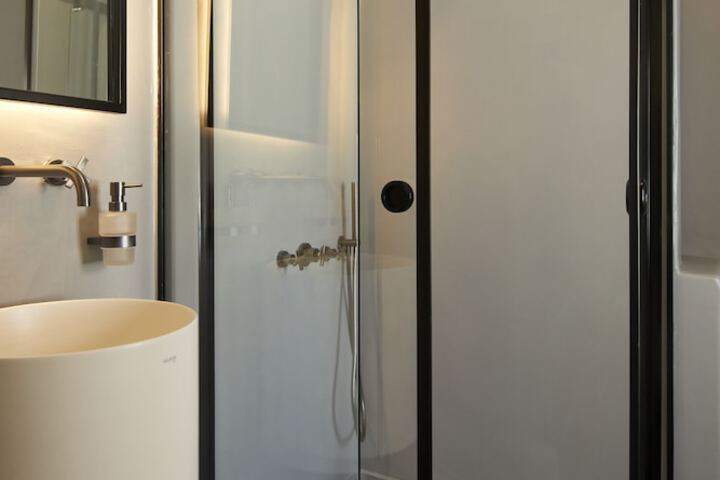 Room 34 of 58