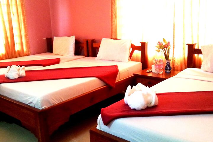 Room 27 of 65