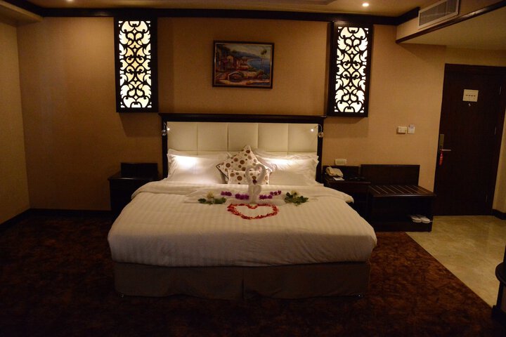 Room 7 of 43