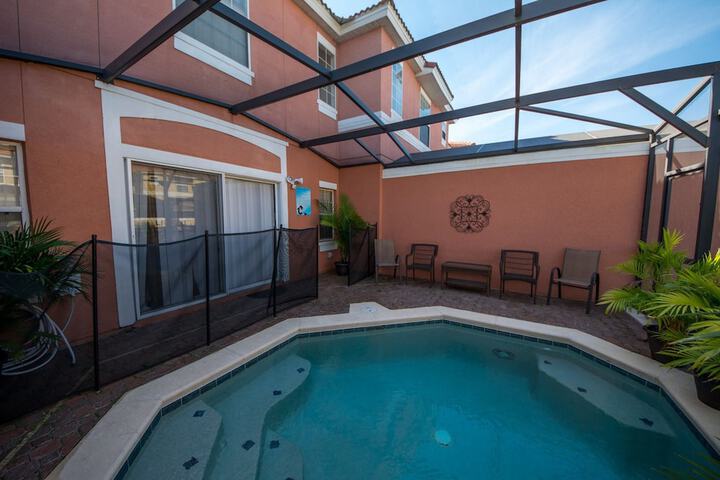 Pool 186 of 221