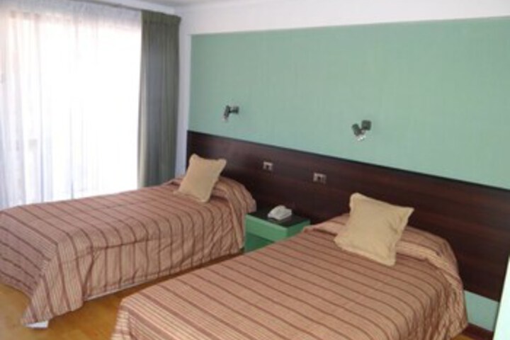 Room 16 of 22