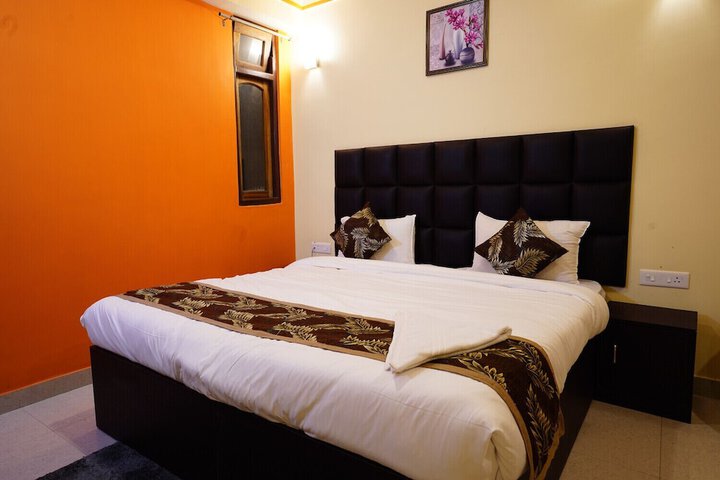 Room 18 of 37