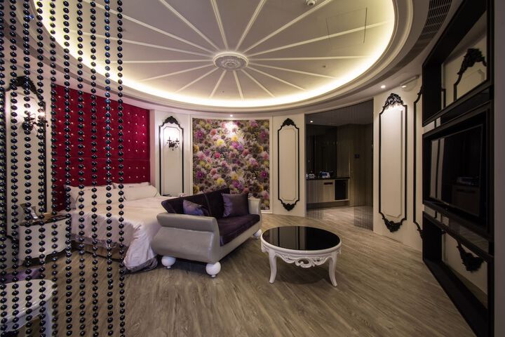 Room 50 of 113
