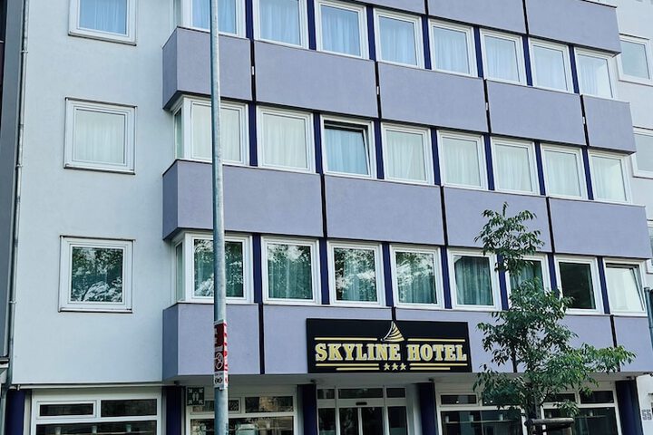 Hotel 3 of 27