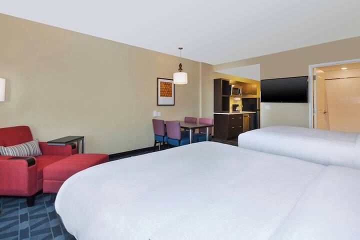Room 18 of 50