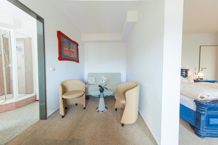 Room 22 of 49
