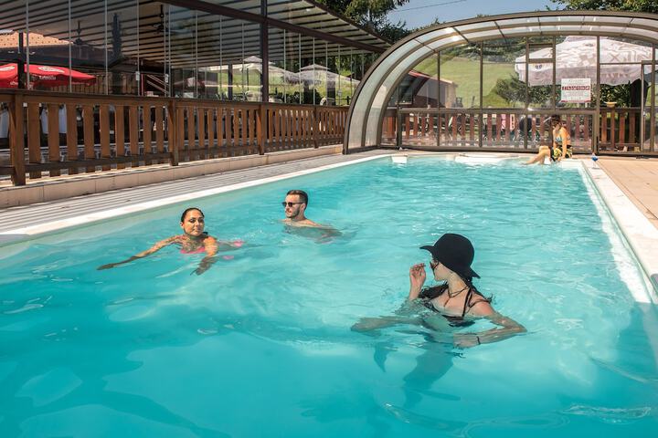 Pool 13 of 27