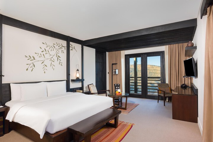 Room 40 of 318