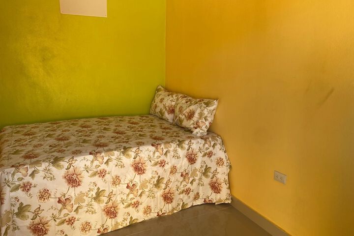 Room 22 of 64
